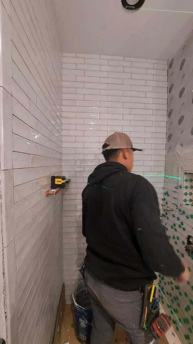 Tiling Green Mountain Constructions - Service08